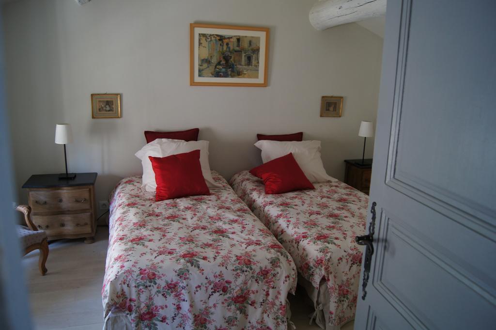 Maison Orsini Villeneuve-les-Avignon Room photo